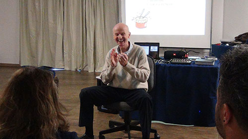 Hipnoterapeuta em São Paulo. Walther Kerth é hipnoterapeuta em São Paulo. Atendimento presencial e Online. Terapia Breve e brevíssima.
